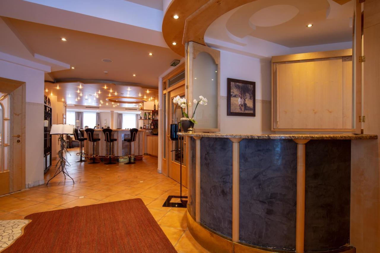 The Hotel - Himmlisch Wohlfuehlen Ischgl Buitenkant foto